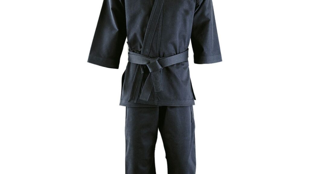 découvrez notre sélection de tenues de judo confortables et résistantes, idéales pour tous les niveaux. parfaites pour l'entraînement et la compétition.