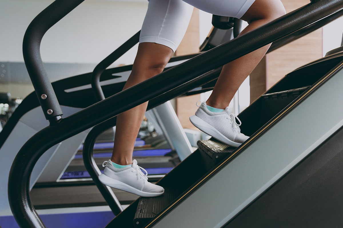 découvrez les bienfaits de la stairmachine pour votre fitness : amélioration cardiovasculaire, renforcement musculaire et perte de calories efficace.