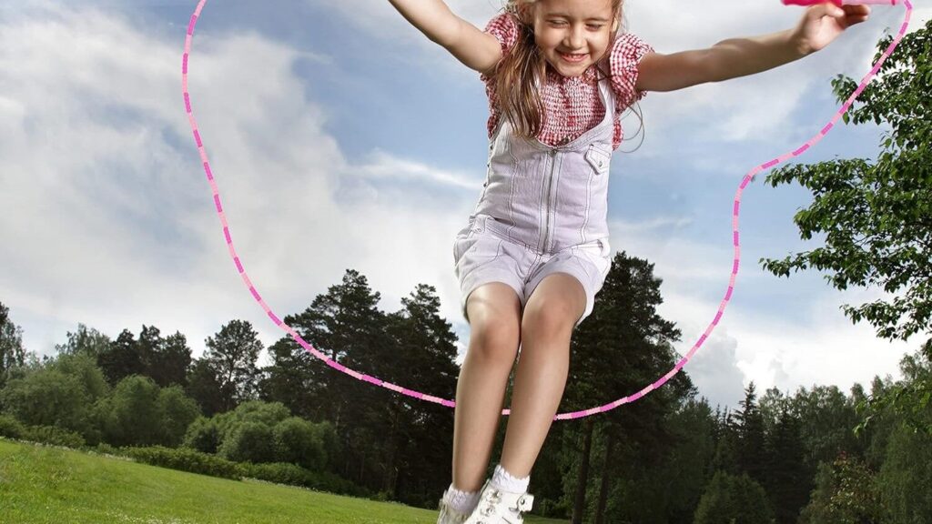 découvrez les bienfaits de la corde à sauter pour améliorer votre cardio, coordination et endurance. idéale pour tous les niveaux de fitness.